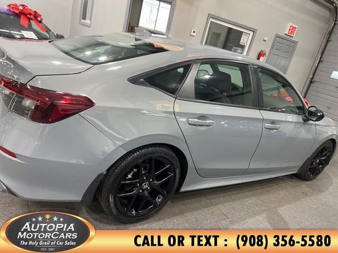 Used 2025 Honda Civic Sport image 5