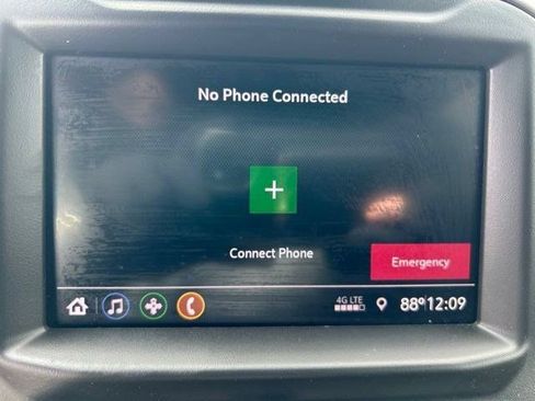 Used 2020 Chevrolet Silverado 1500 Custom Trail Boss w/ Custom Convenience Package AWD/4WD image 26