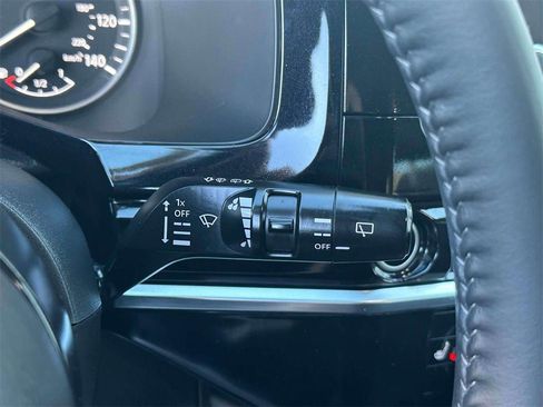 Certified 2024 Nissan Pathfinder SV w/ Black Appearance Package image 25