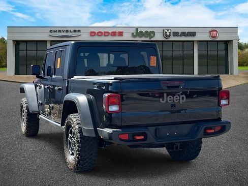 Used 2023 Jeep Gladiator Mojave w/ Cold Weather Group image 5