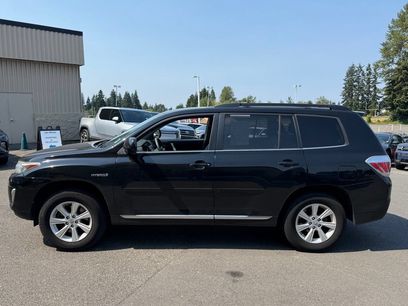Used 2013 Toyota Highlander 4WD Hybrid w/ Leather Premium Pkg