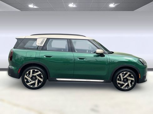 Used 2025 MINI Cooper Countryman S image 8