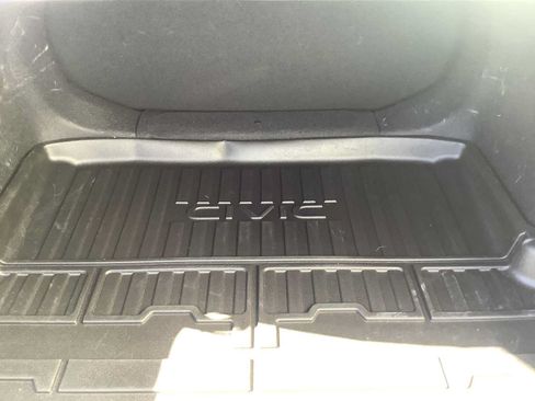 Used 2024 Honda Civic Sport image 14