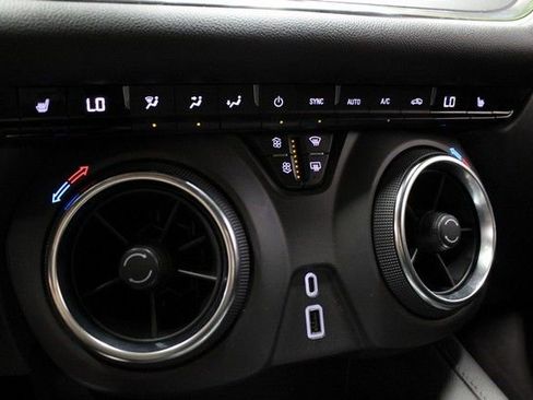 Used 2022 Chevrolet Blazer LT FWD image 26
