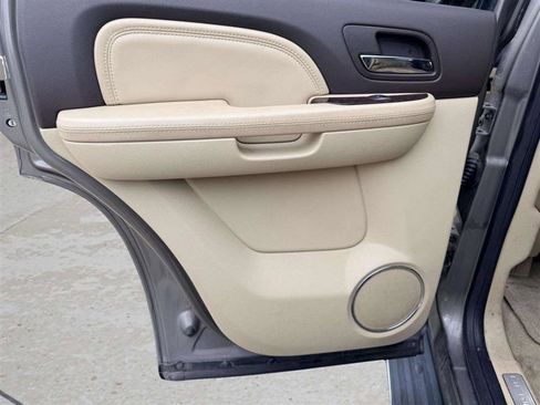 Used 2013 GMC Yukon Denali image 17