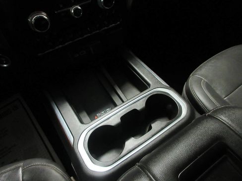 Used 2021 GMC Sierra 2500 SLT w/ SLT Preferred Package image 25