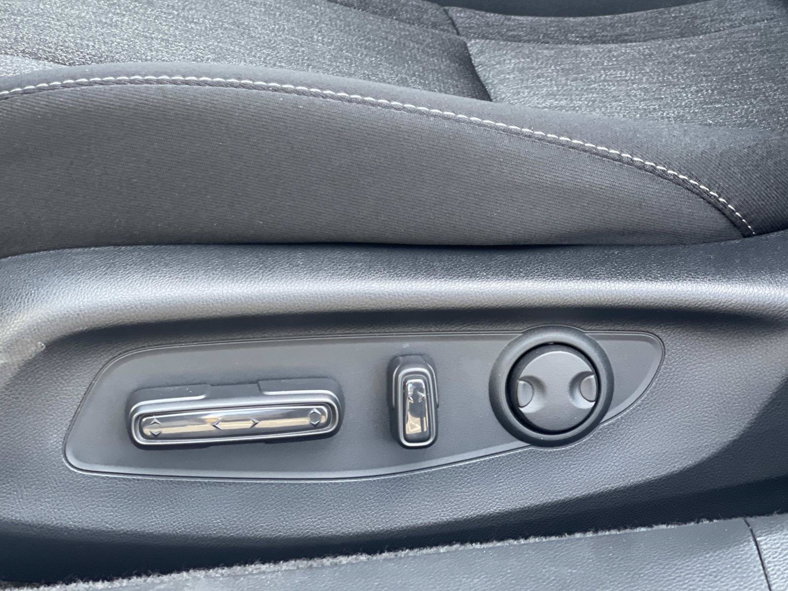 Used 2024 Honda Accord EX image 18