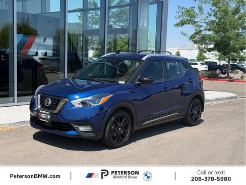 Used 2020 Nissan Kicks SR w/ SR Premium Package FWD image 1