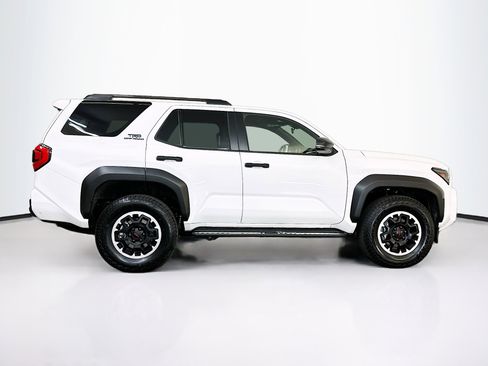 Used 2025 Toyota 4Runner TRD Off-Road image 10