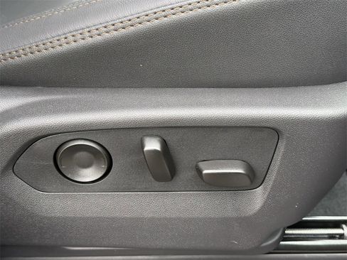 New 2026 GMC Sierra 1500 AT4 w/ AT4 Premium Package image 40