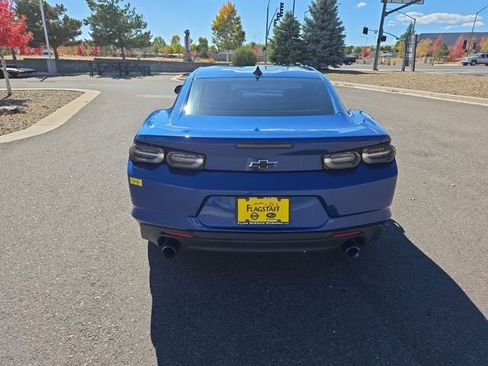 Used 2020 Chevrolet Camaro LT w/ Technology Package image 4