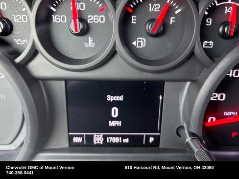 Used 2025 Chevrolet Silverado 2500 Custom w/ Custom Value Package image 19