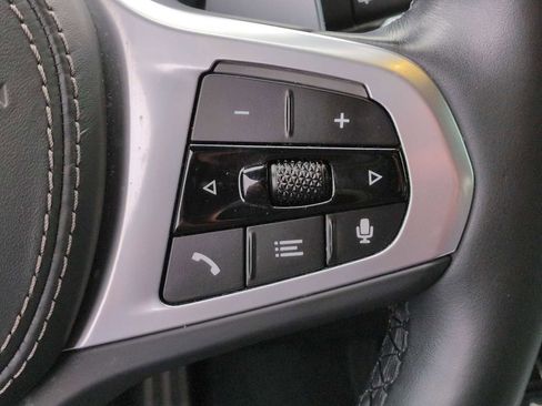 Certified 2022 BMW X7 xDrive40i w/ M Sport Package image 26