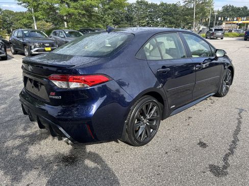 Used 2024 Toyota Corolla Hybrid AWD Sedan image 5