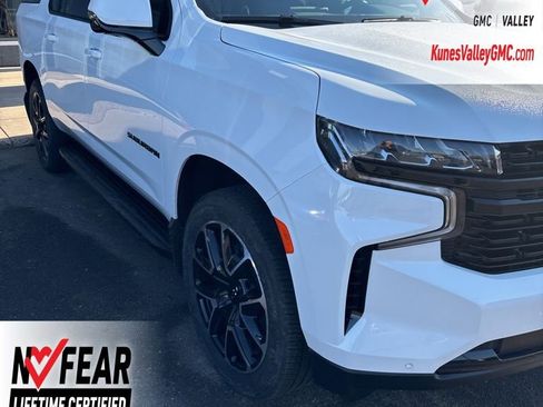 Used 2024 Chevrolet Suburban RST w/ Luxury Package image 1