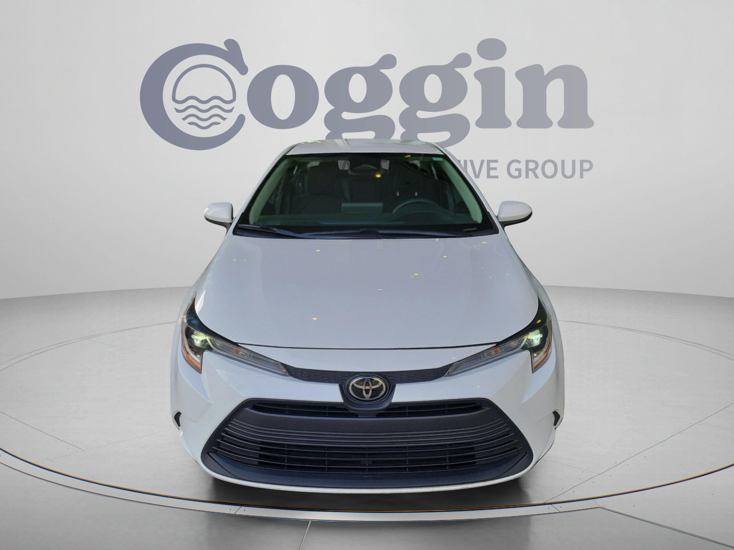 Used 2024 Toyota Corolla LE FWD image 6