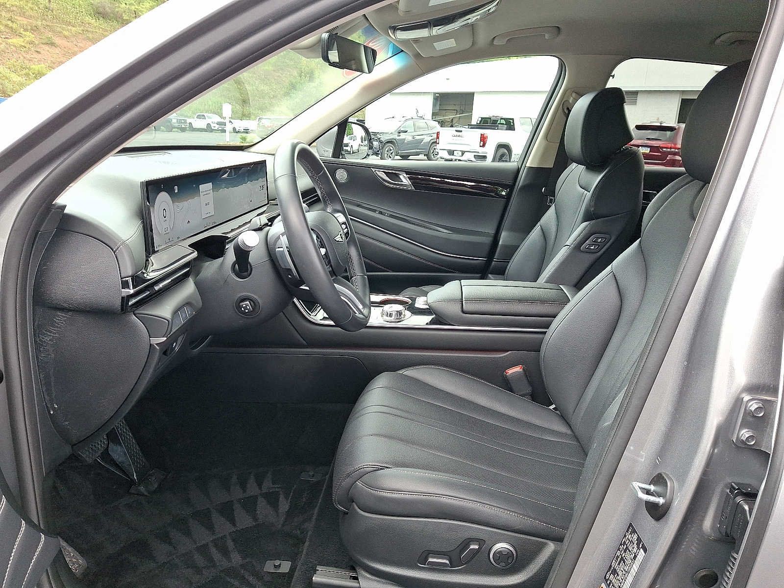 Used 2026 Genesis GV80 2.5T AWD/4WD image 13