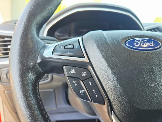 Used 2018 Ford Edge SEL w/ Equipment Group 201A FWD image 13