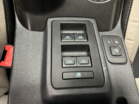 Certified 2021 Ford Bronco Big Bend image 9