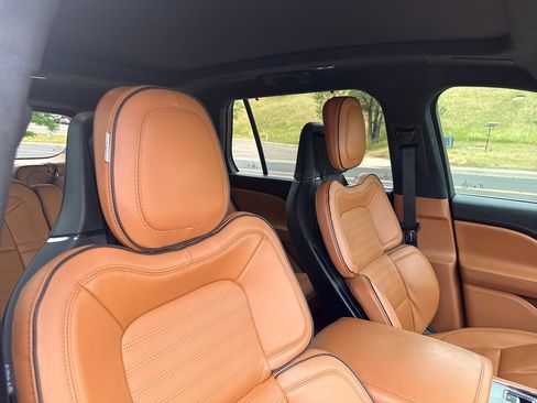 Certified 2023 Lincoln Aviator Black Label w/ Dynamic Handling Package AWD/4WD image 33