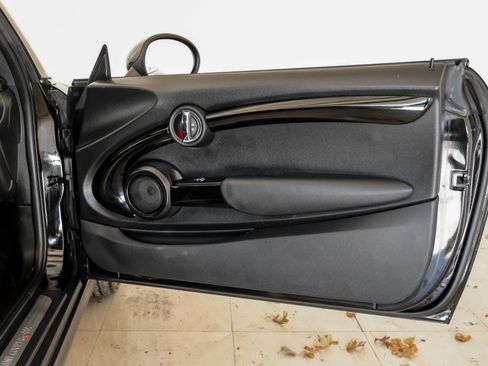 Used 2019 MINI Cooper S image 39