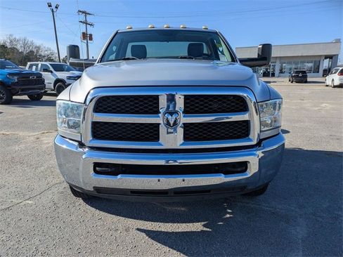 Used 2017 RAM 3500 Tradesman w/ Power & Remote Entry Group image 8