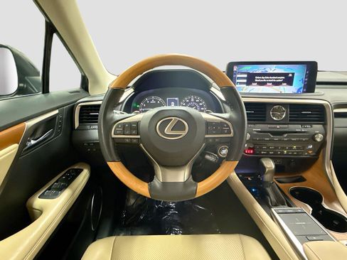 Used 2022 Lexus RX 350 FWD w/ Premium Package image 11