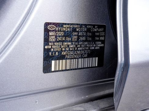 Used 2021 Genesis G70 2.0T w/ Elite Package image 39