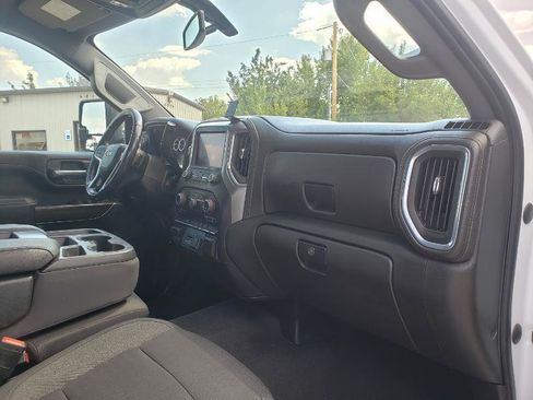 Used 2022 Chevrolet Silverado 2500 LT w/ Convenience Package AWD/4WD image 10