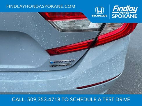 Used 2021 Honda Accord Touring image 4