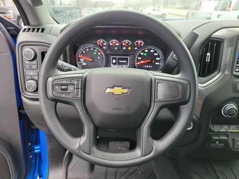 Used 2026 Chevrolet Silverado 1500 Custom image 21