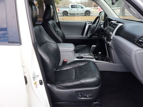 Used 2010 Toyota 4Runner SR5 image 22