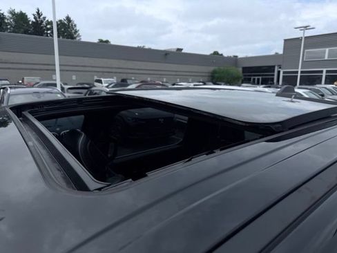 Used 2020 RAM 1500 Limited AWD/4WD image 11