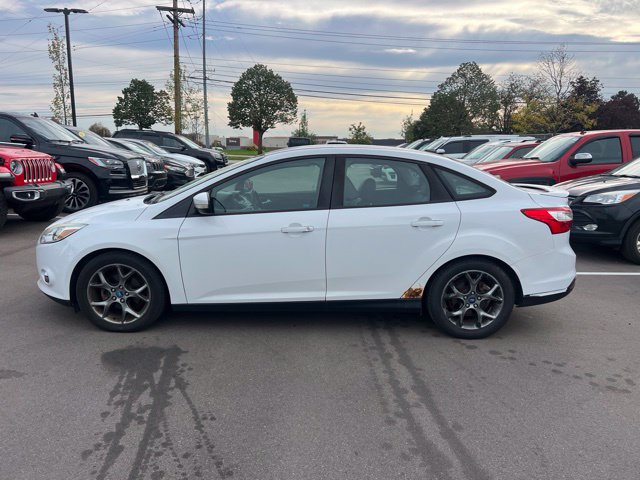 Used 2013 Ford Focus SE FWD image 6