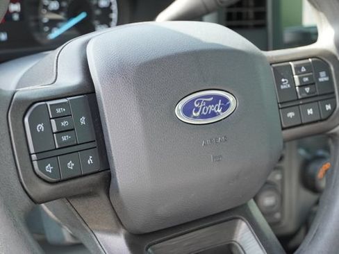 Certified 2025 Ford F250 XL AWD/4WD image 32