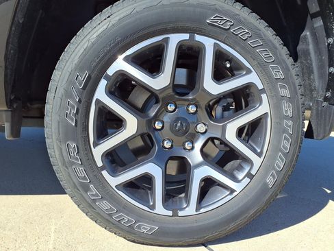 Certified 2025 RAM 1500 Laramie w/ Sport Appearance Package AWD/4WD image 35