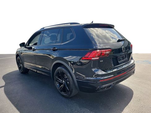 Used 2024 Volkswagen Tiguan SE R-Line FWD image 4
