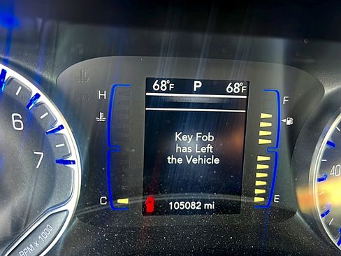 Used 2018 Chrysler Pacifica Touring Plus image 8