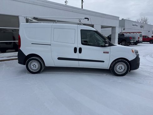 Used 2019 RAM ProMaster City Tradesman image 2