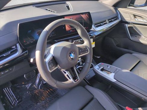 New 2026 BMW X2 xDrive28i w/ M Sport Package AWD/4WD image 3