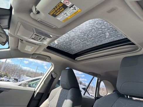 Used 2024 Toyota RAV4 XLE image 35