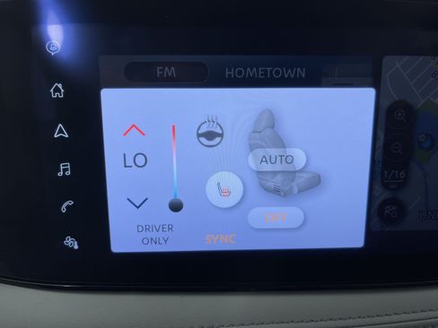 Certified 2024 Nissan Ariya AWD image 21