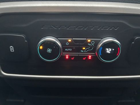 Used 2024 Ford Expedition Max Limited image 36