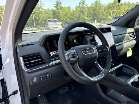 New 2026 GMC Terrain Elevation w/ LPO, Floor Liner Package image 10