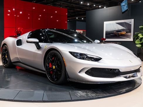 Used 2023 Ferrari 296 GTS image 41