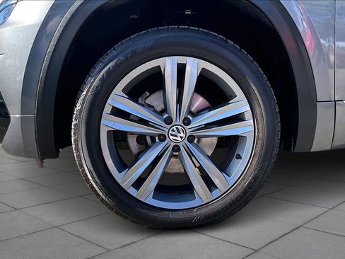 Used 2019 Volkswagen Atlas SE w/ Panoramic Sunroof Package image 10