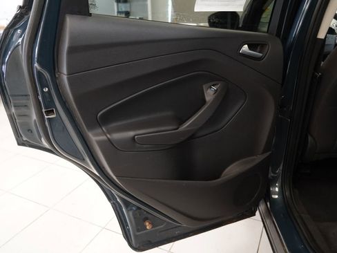 Used 2019 Ford Escape SE AWD/4WD image 25