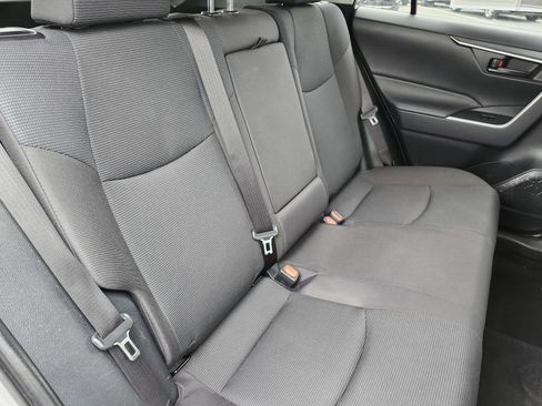 Used 2025 Toyota RAV4 LE AWD/4WD image 17