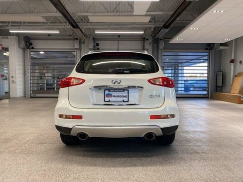 Used 2017 INFINITI QX50 2WD w/ Premium Package image 6