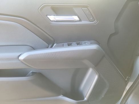 New 2026 GMC Canyon Elevation w/ Convenience Package image 27